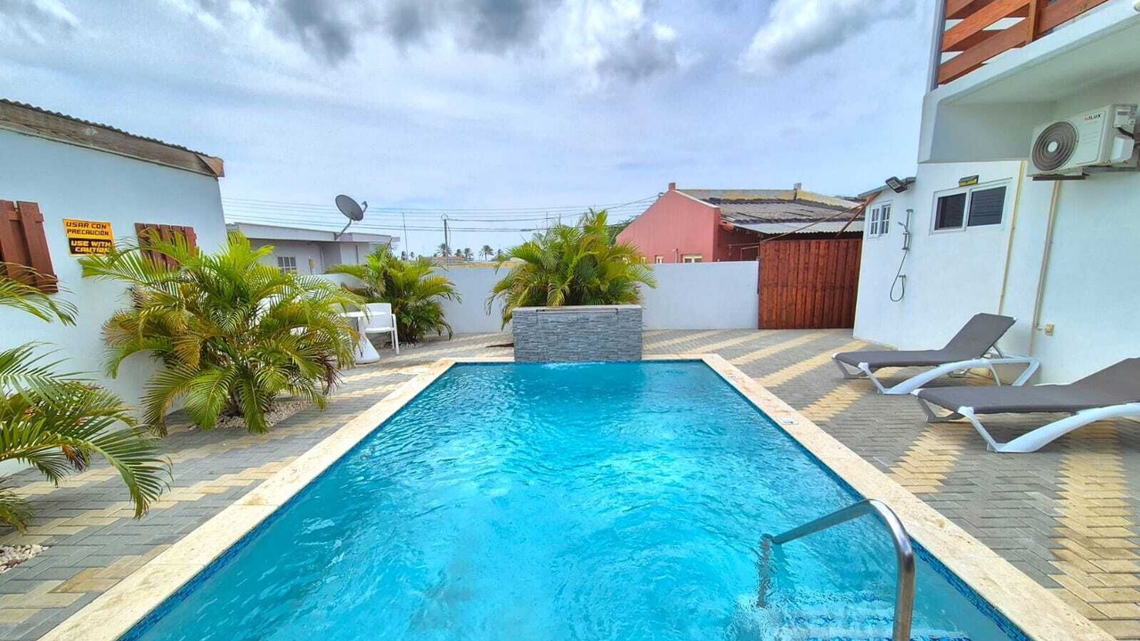 Photo of Outdoor in Oranjestad-West