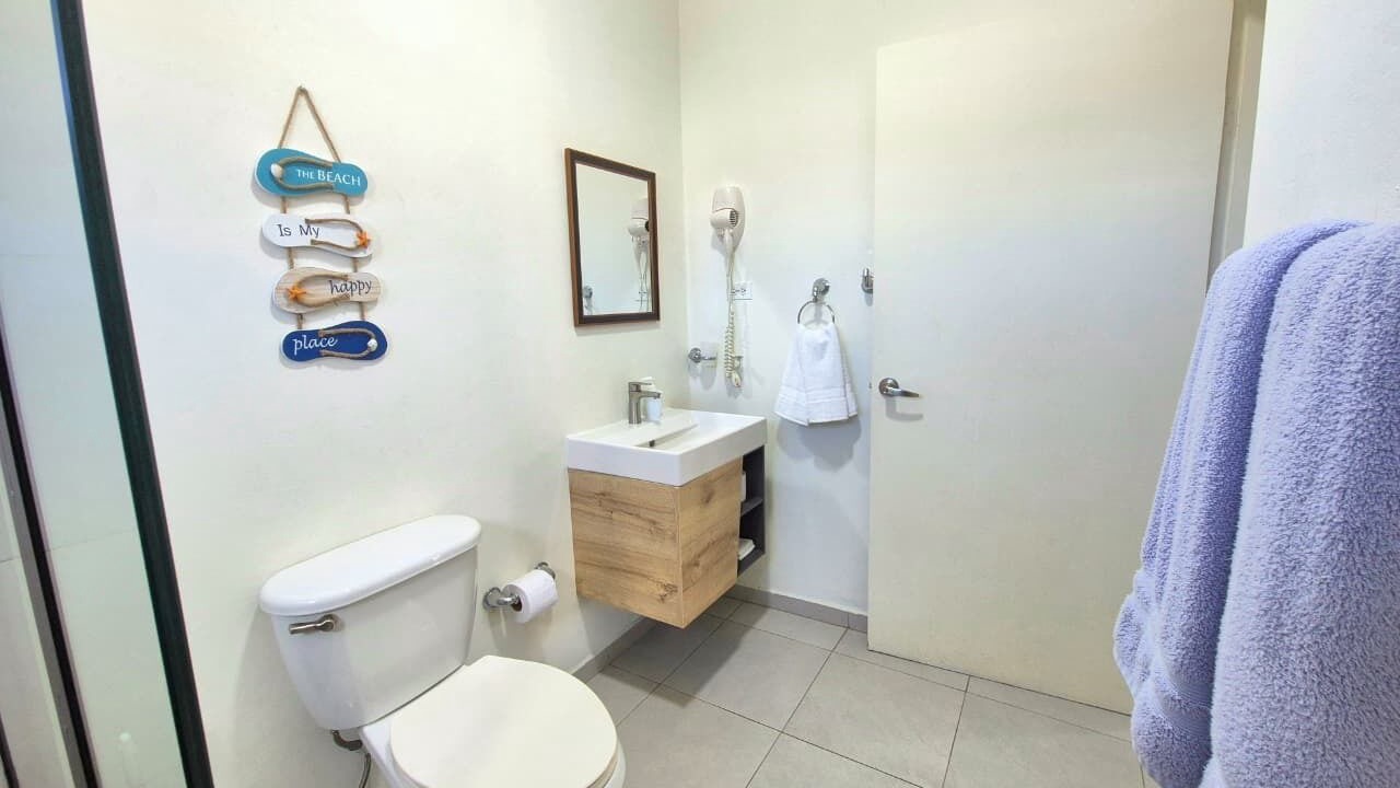 Photo of Bathroom in Oranjestad-West