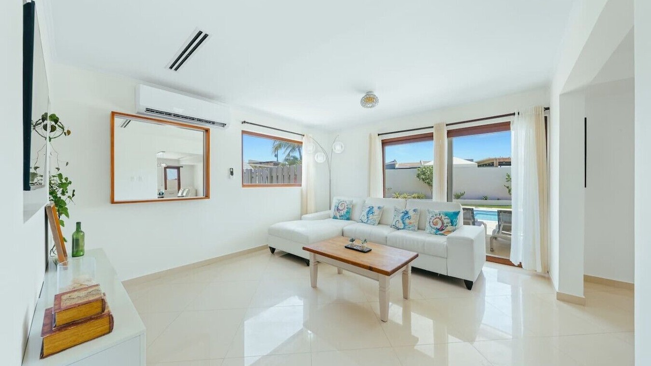Photo of Livingroom in Opal