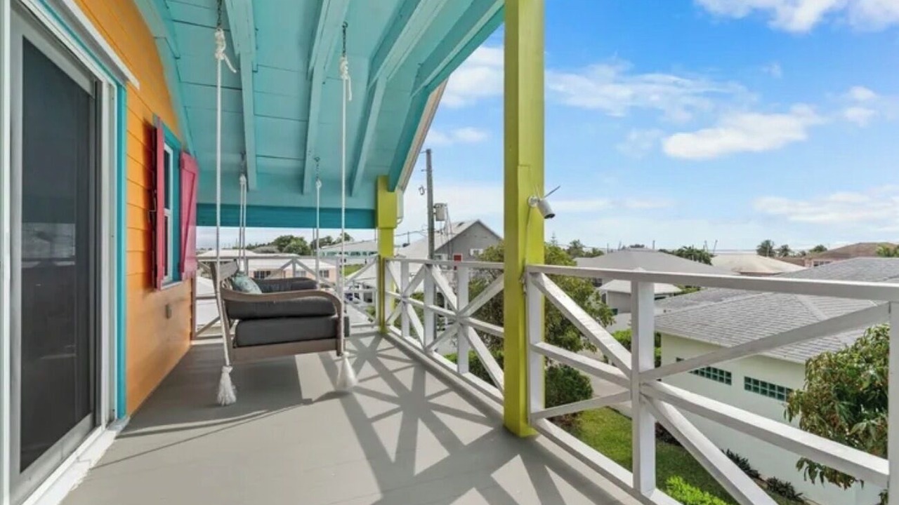 Photo of Patio Balcony in Spanish Wells