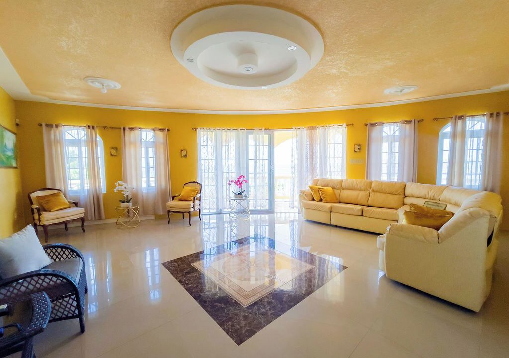 Photo of Livingroom in Hopewell