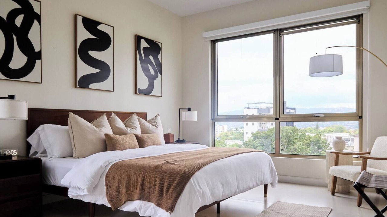 Photo of Bedroom in Beverly Hills