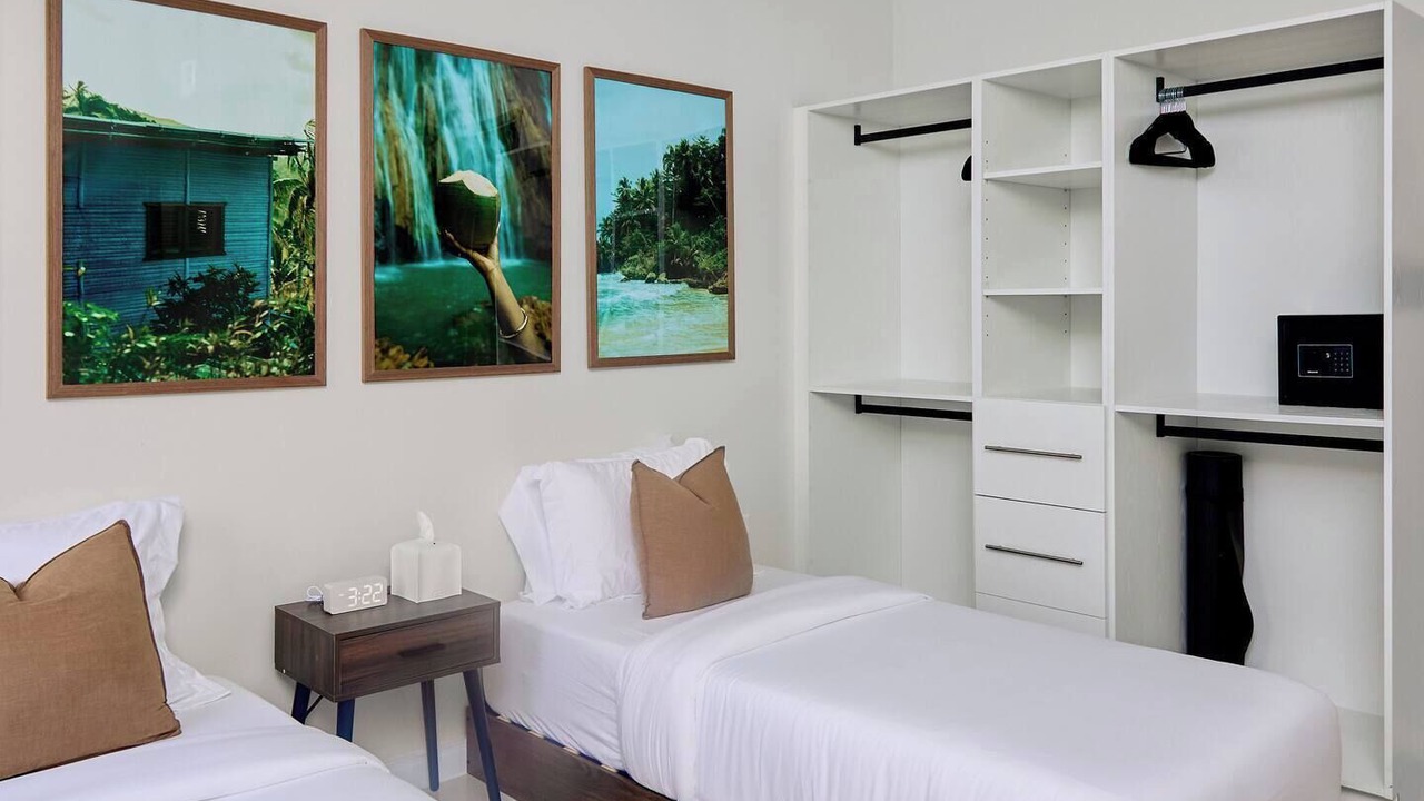 Photo of Bedroom in Beverly Hills