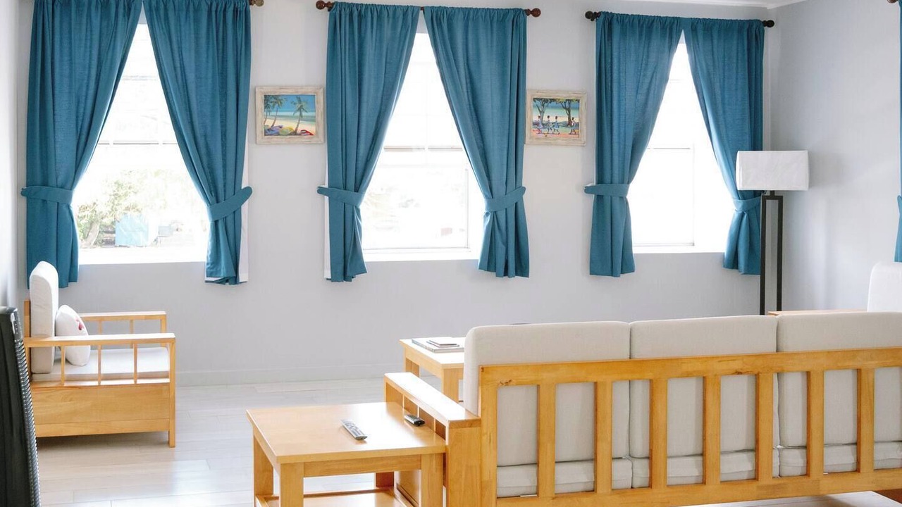 Photo of Livingroom in Bayville