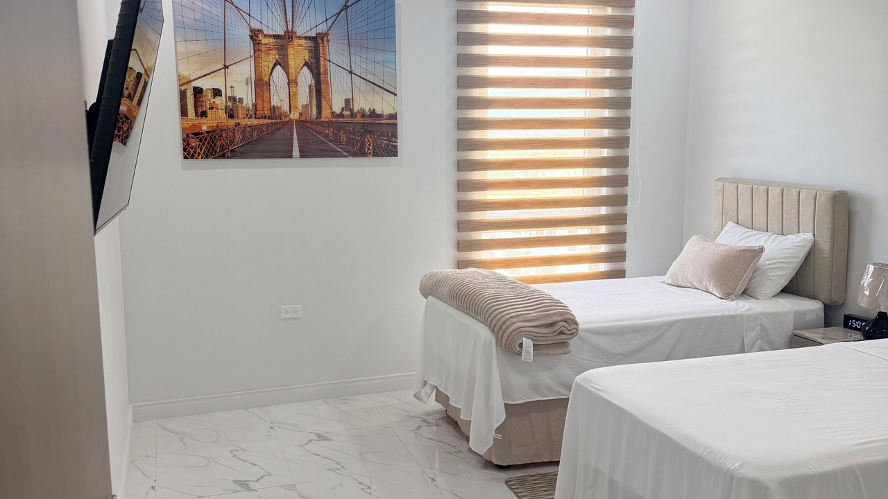 Photo of Bedroom in Beverly Hills