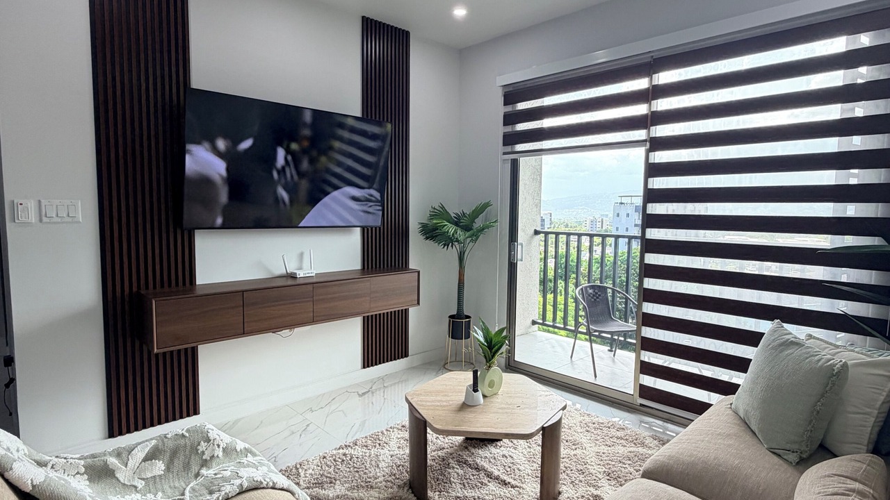 Photo of Livingroom in Beverly Hills