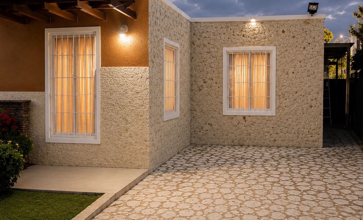 Photo of Outdoor in Veron