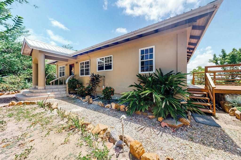 Photo of Outdoor in Caribbean Way