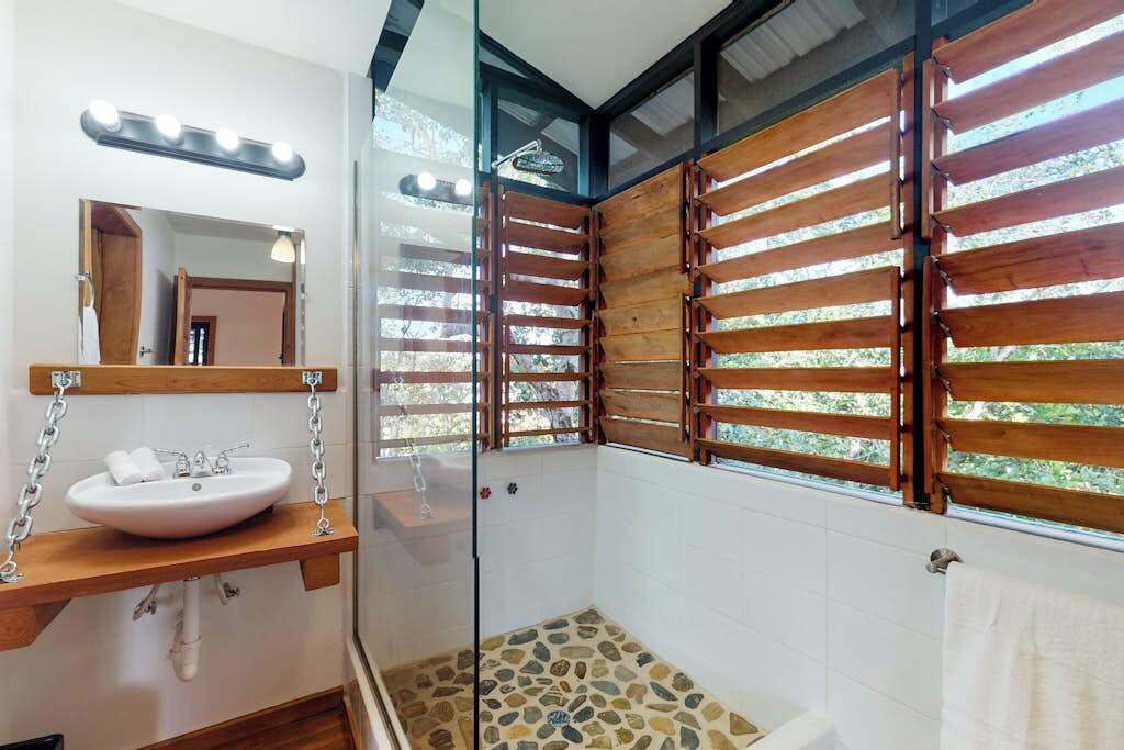 Photo of Bathroom in Surfside