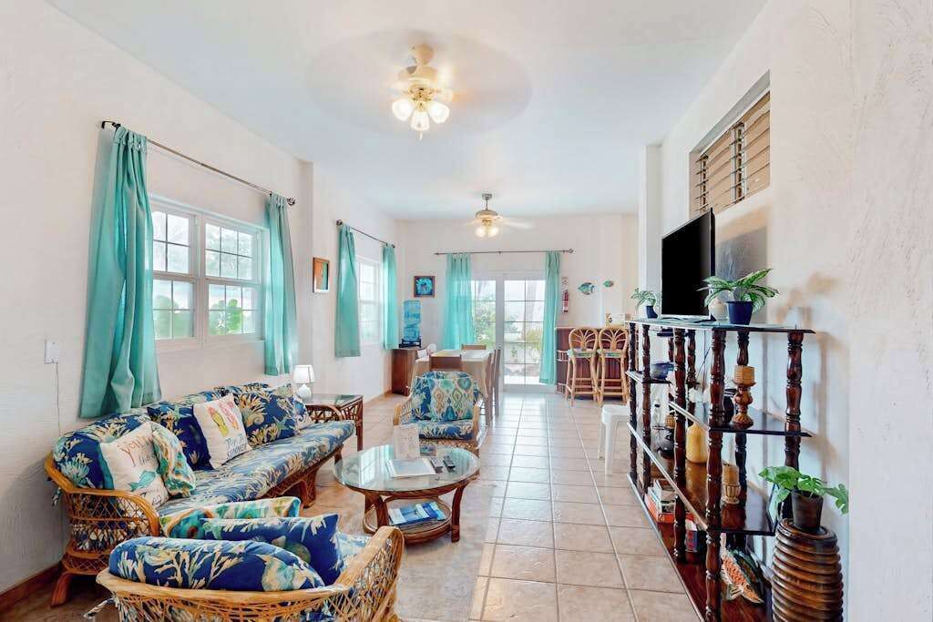 Photo of Livingroom in Boca Ciega
