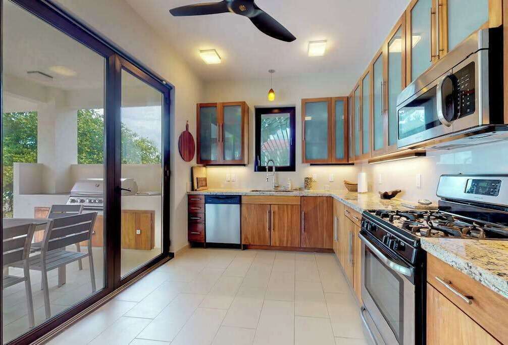 Photo of Kitchen in Caribbean Way