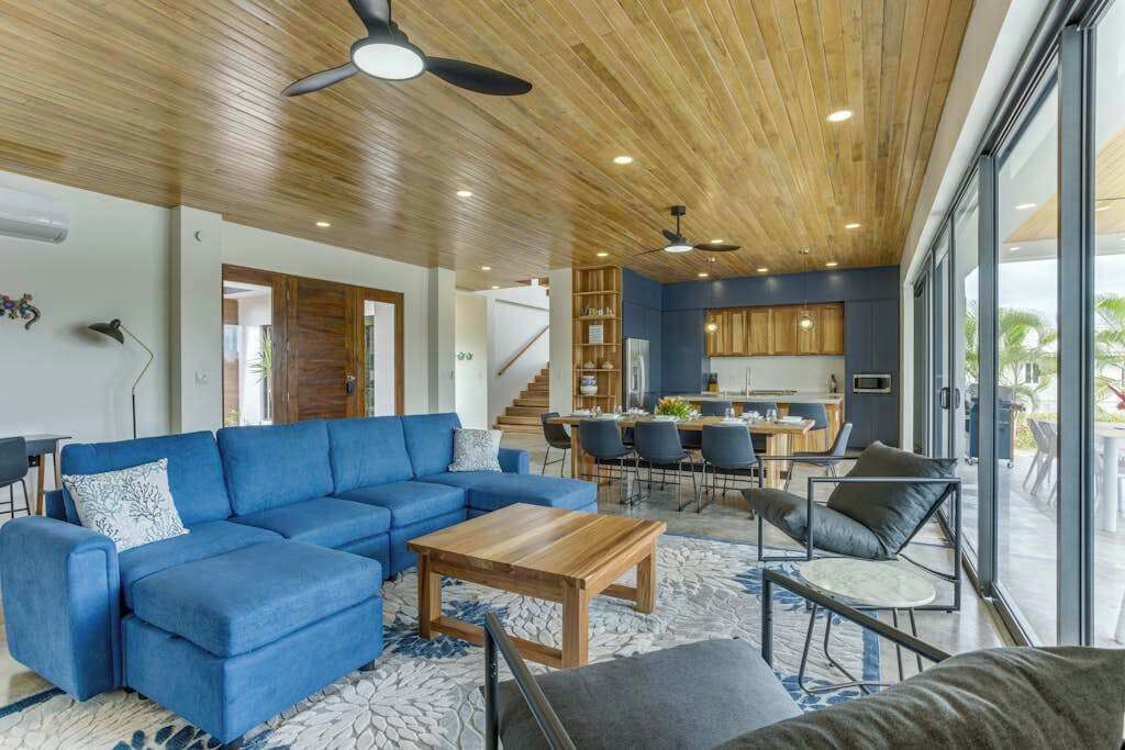 Photo of Livingroom in Cocoplum