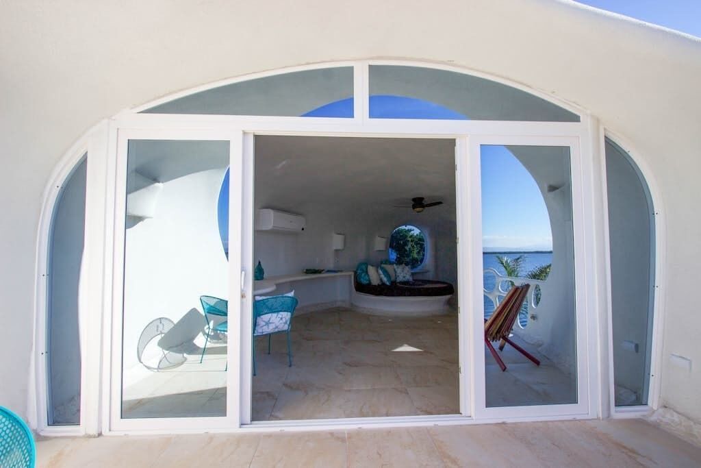 Photo of Patio Balcony in Cocoplum