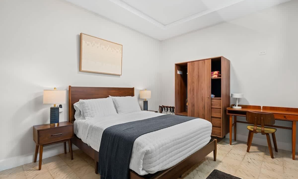 Photo of Bedroom in Miramar