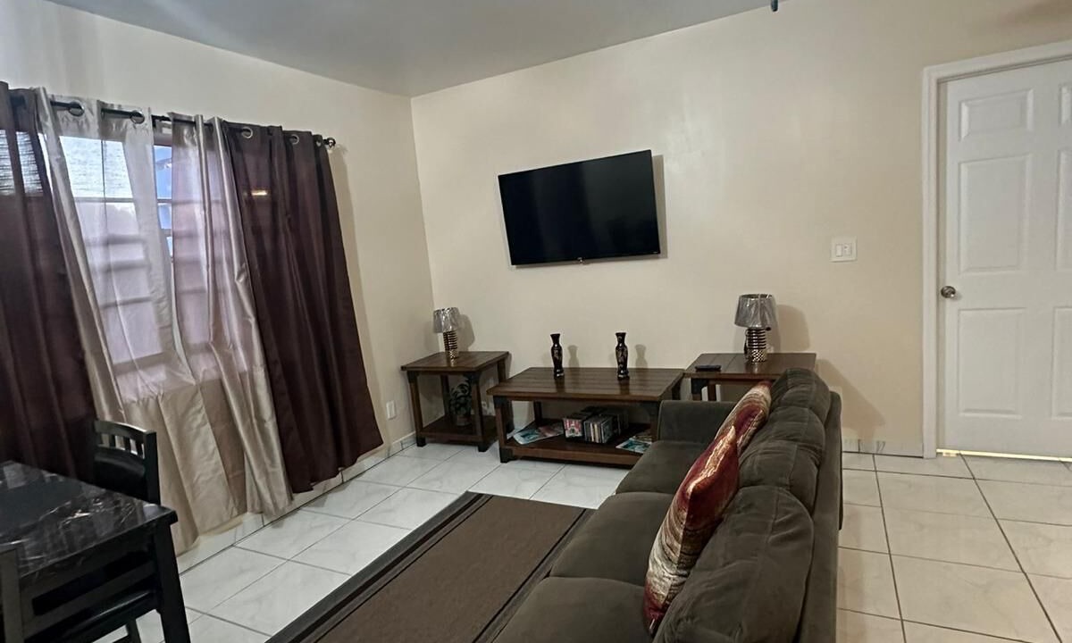 Photo of Livingroom in Ocean Point