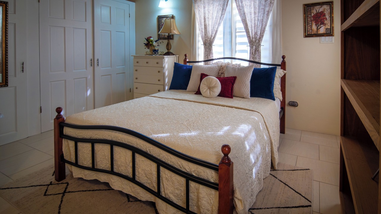 Photo of Bedroom in Buckleys Village