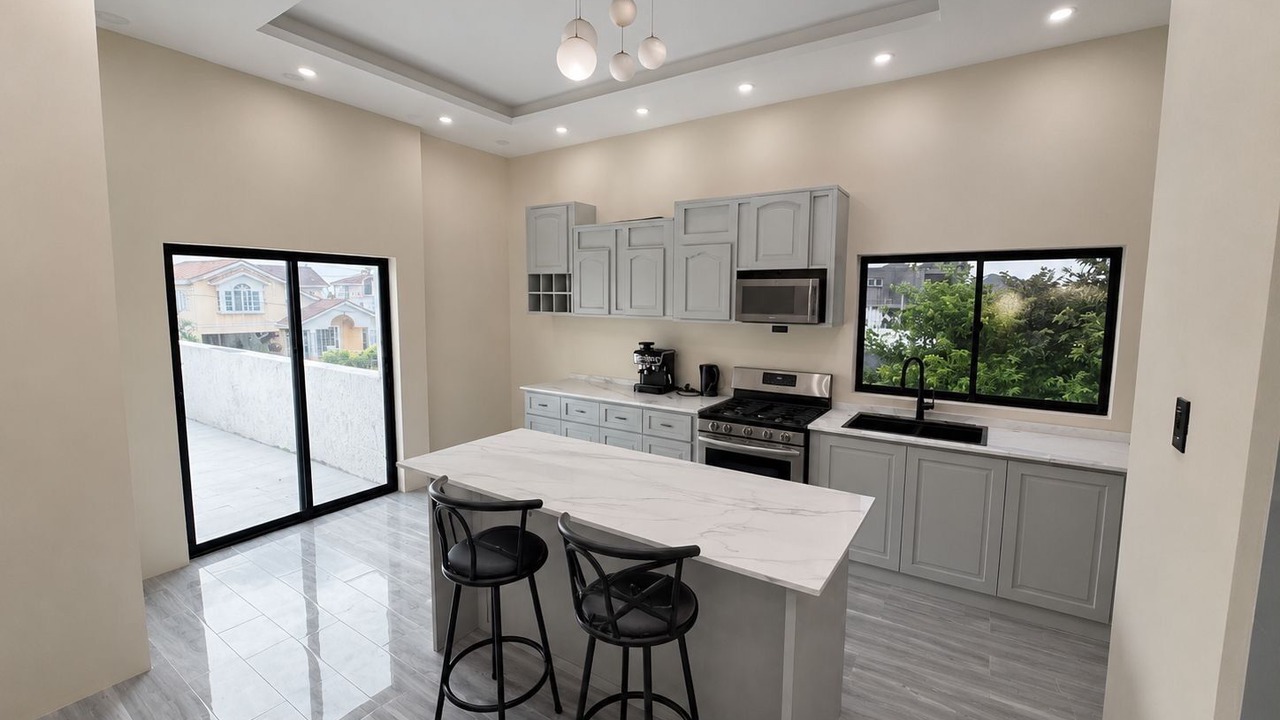 Photo of Kitchen in Hellshire