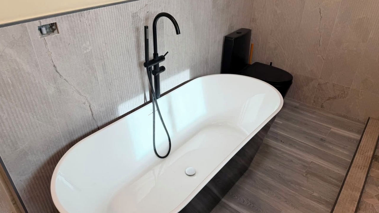 Photo of Bathroom in Hellshire