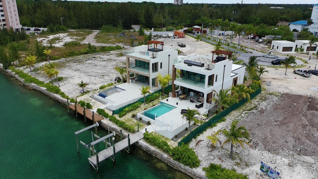 Photo of Outdoor in Bell Channel Bay
