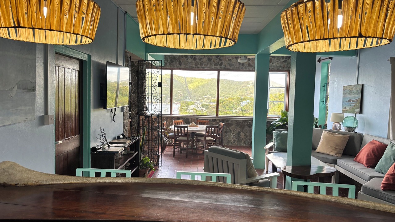 Photo of Livingroom in Friendship Bay