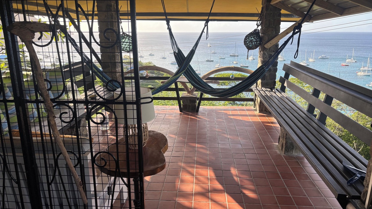 Photo of Patio Balcony in Friendship Bay