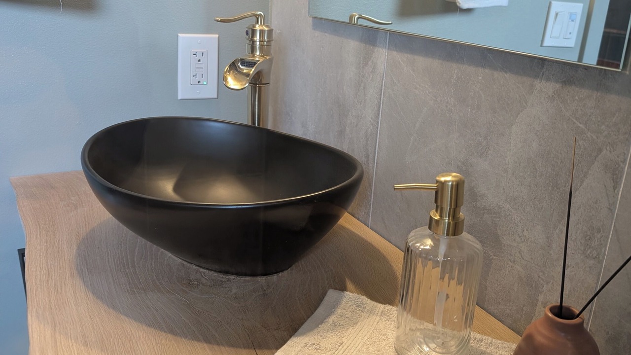 Photo of Bathroom in Silverton