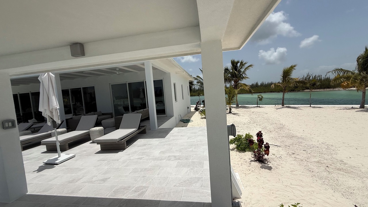 Photo of Patio Balcony in Sandy Point