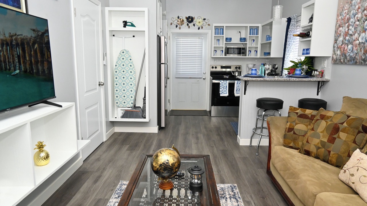 Photo of Livingroom in North Palmetto Point
