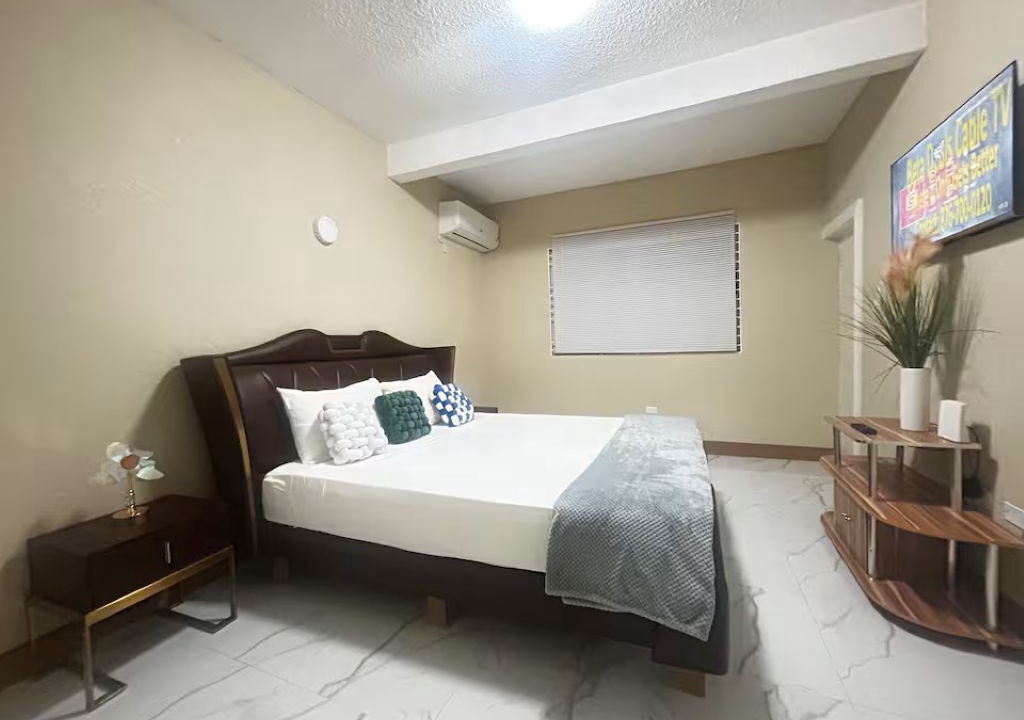 Photo of Bedroom in Saint Andrew