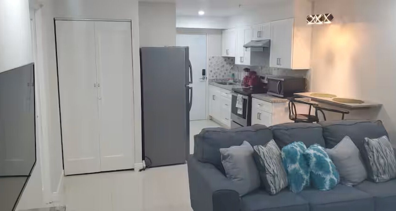 Photo of Livingroom in Portmore