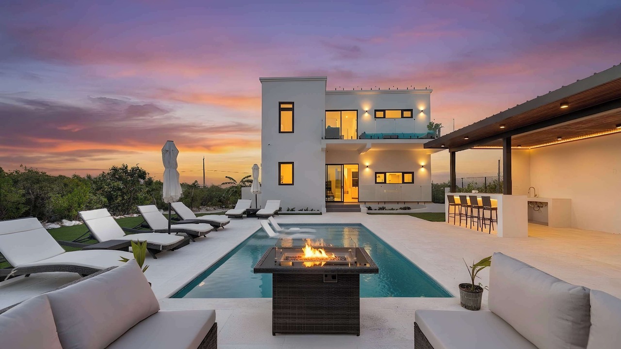 Photo of Outdoor in Long Bay Hills