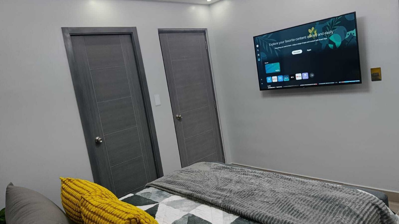 Photo of Bedroom in Veron