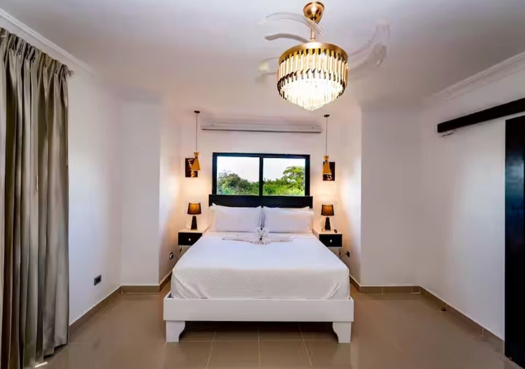 Photo of Bedroom in Camu