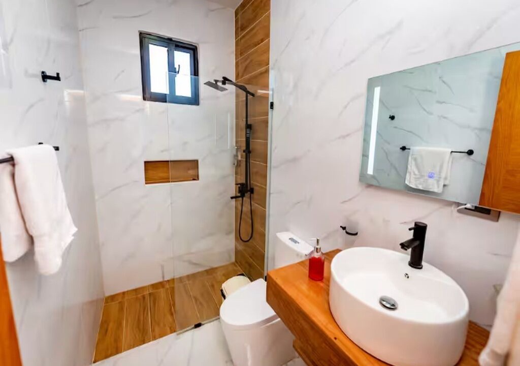 Photo of Bathroom in Camu
