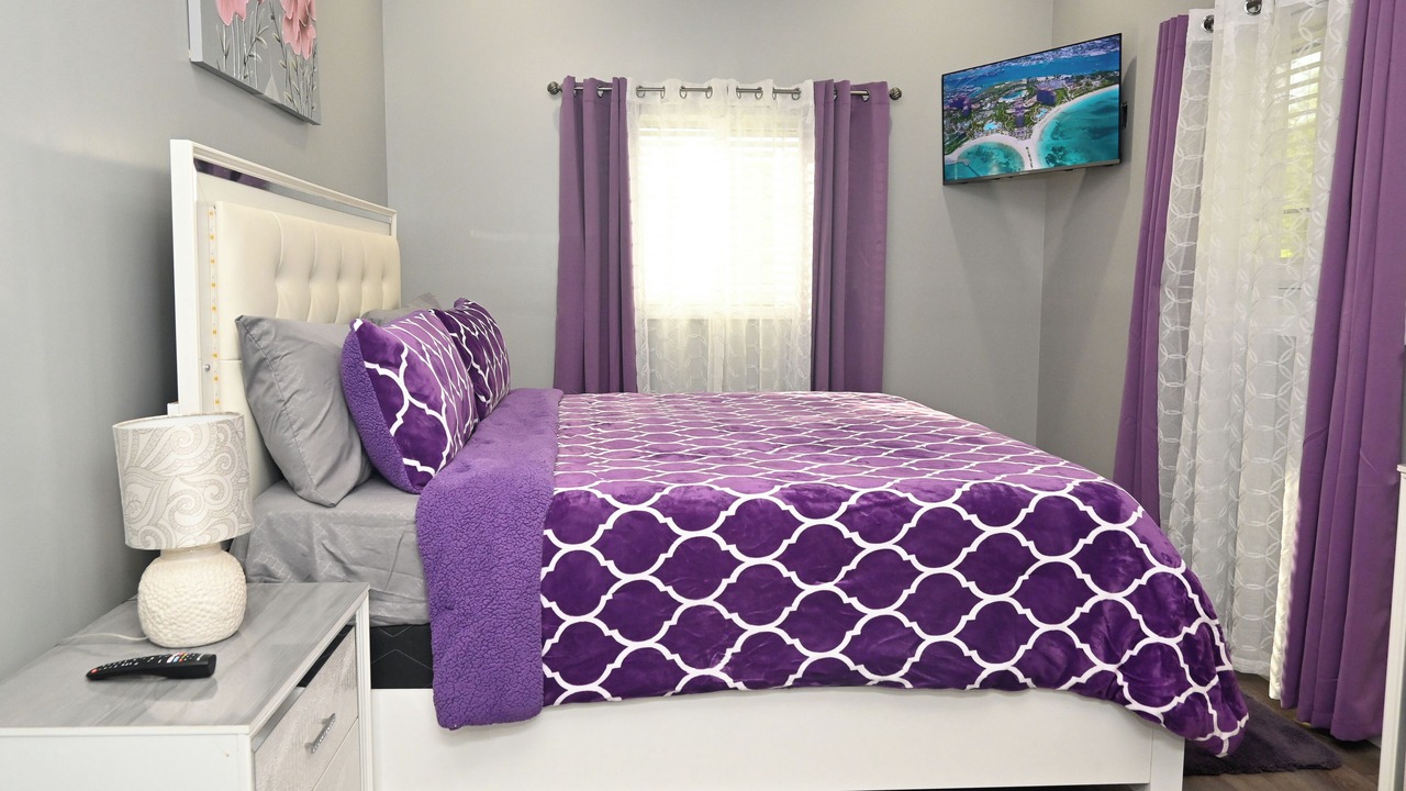 Photo of Bedroom in North Palmetto Point