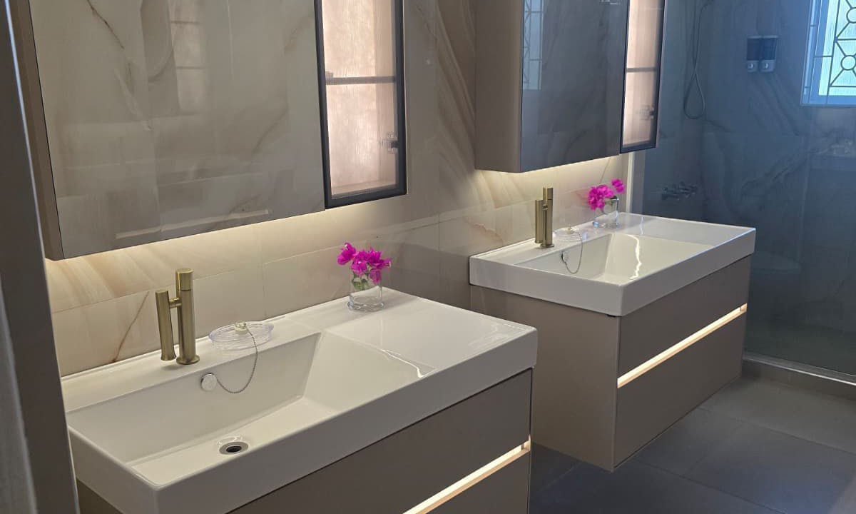 Photo of Bathroom in Mango Walk