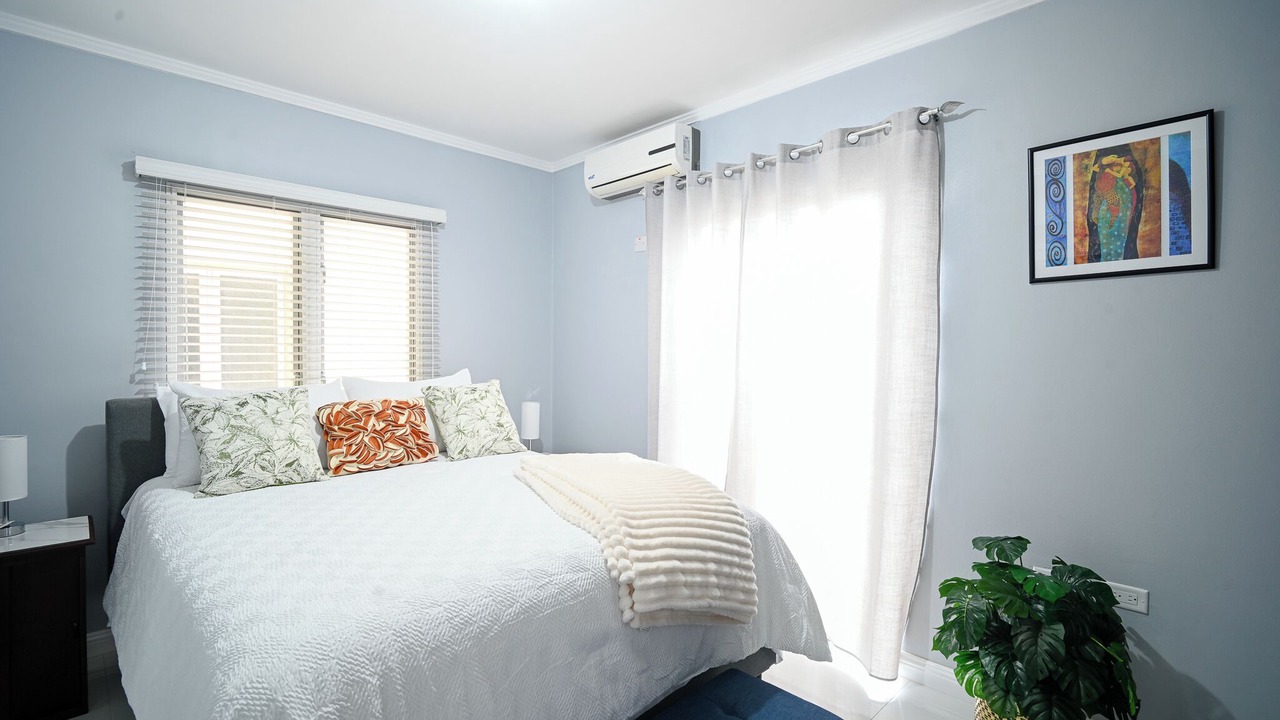 Photo of Bedroom in Eden Gardens
