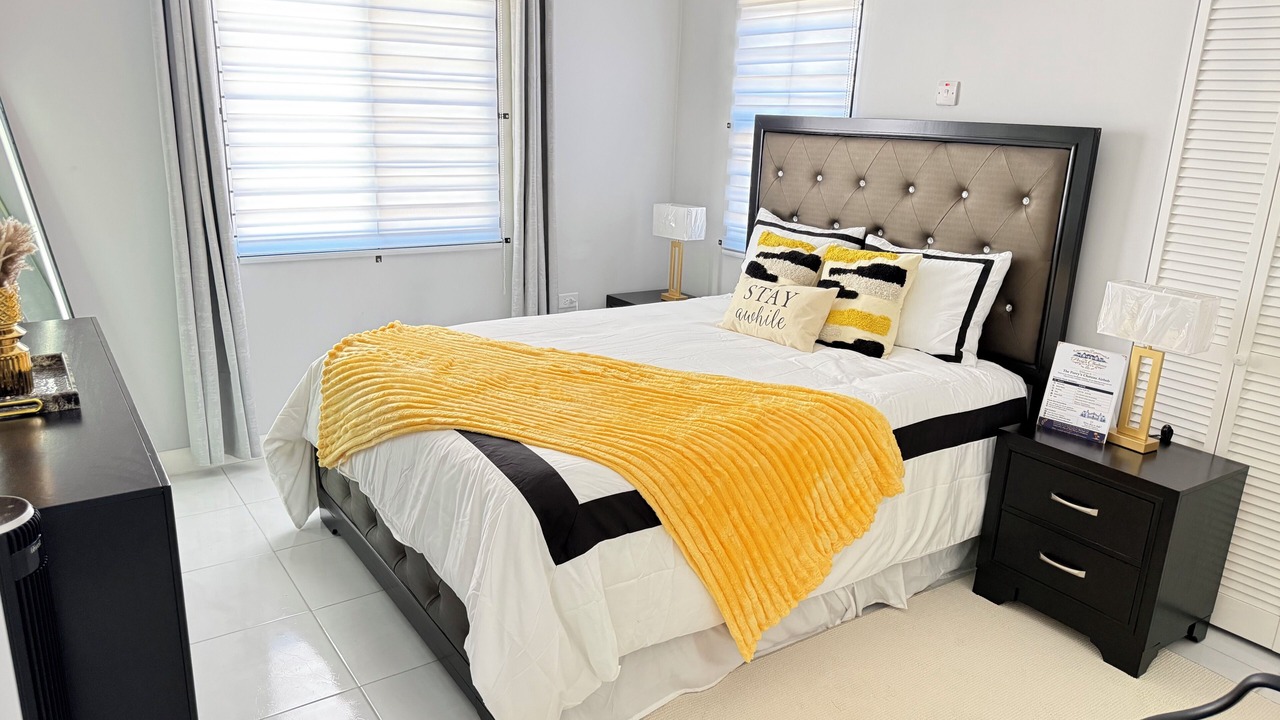 Photo of Bedroom in Old Harbour