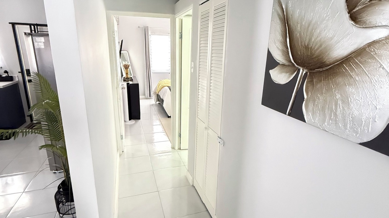 Photo of Bedroom in Old Harbour
