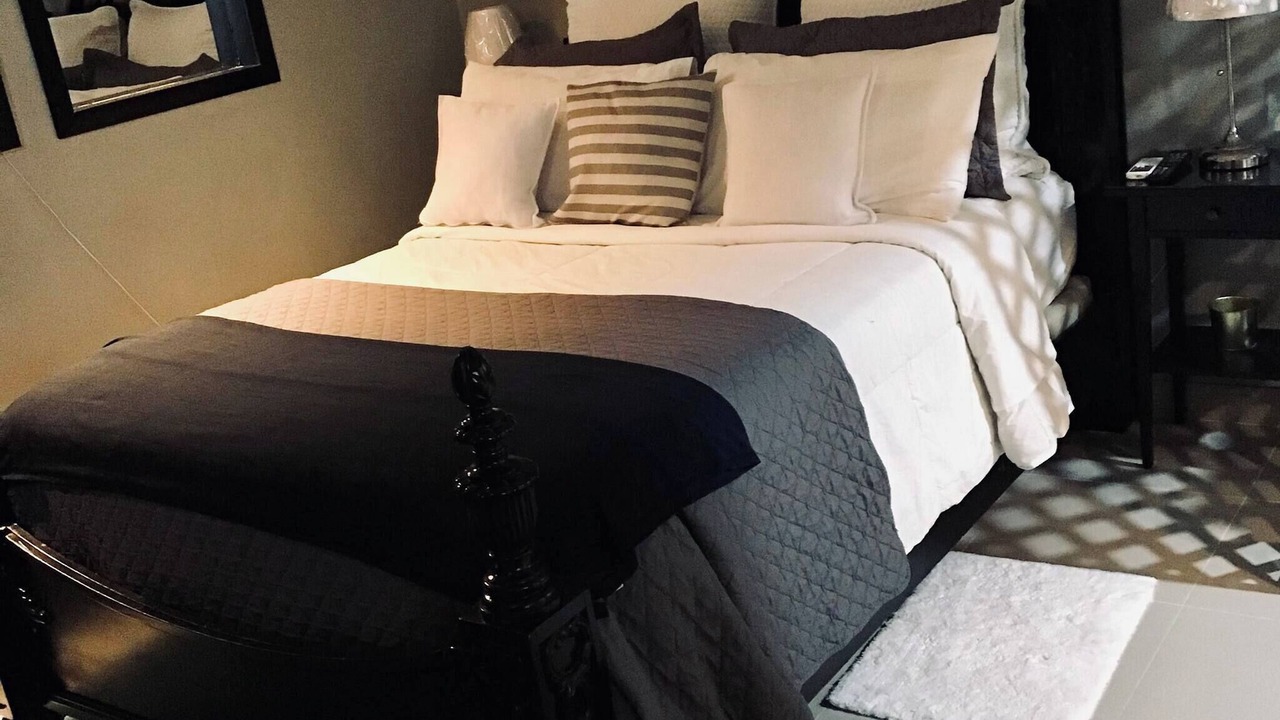 Photo of Bedroom in Alma Rosa