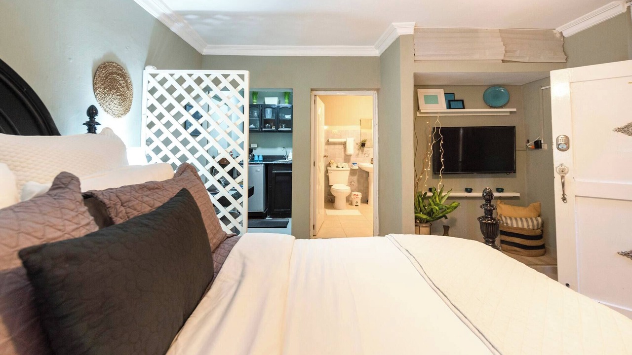 Photo of Bedroom in Alma Rosa