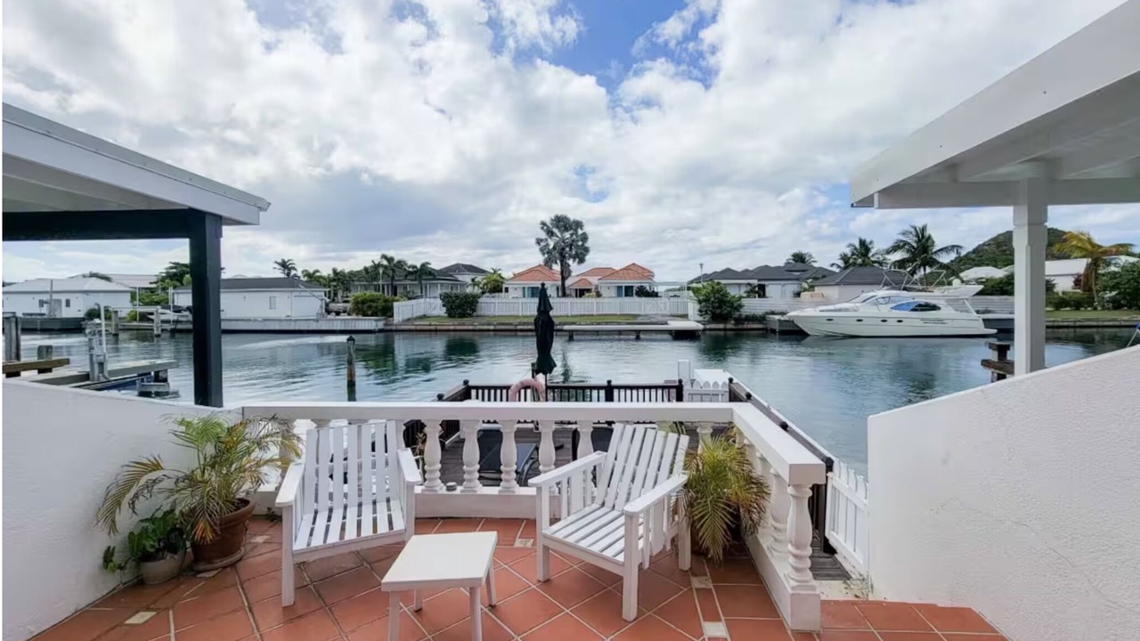 Photo of Patio Balcony in Jolly Harbour