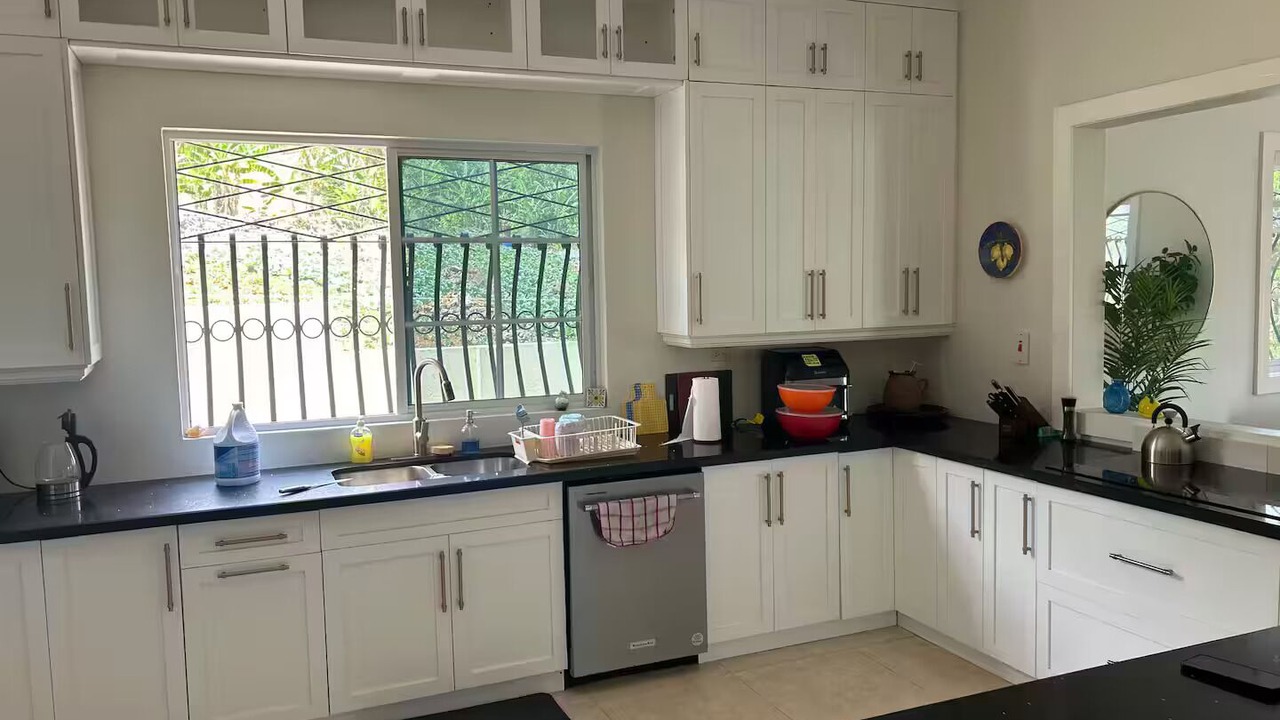Photo of Kitchen in Stewart Town