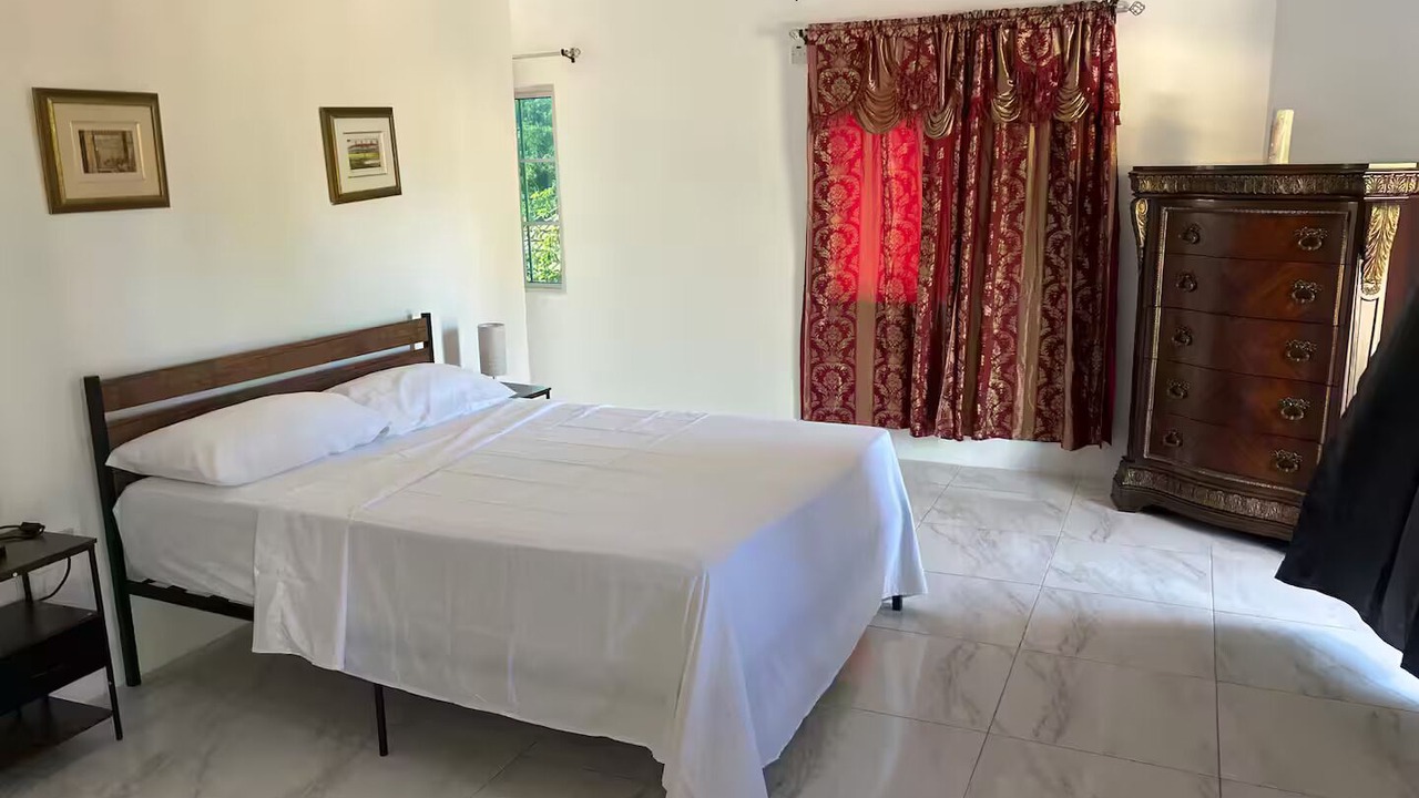 Photo of Bedroom in Stewart Town