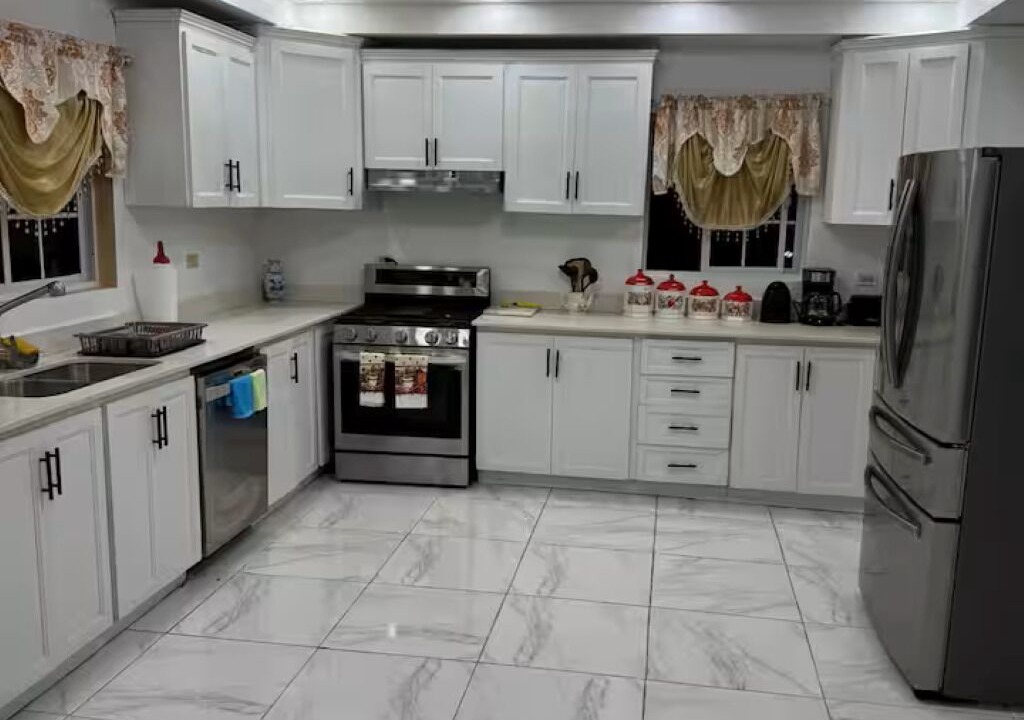 Photo of Kitchen in Stewart Town