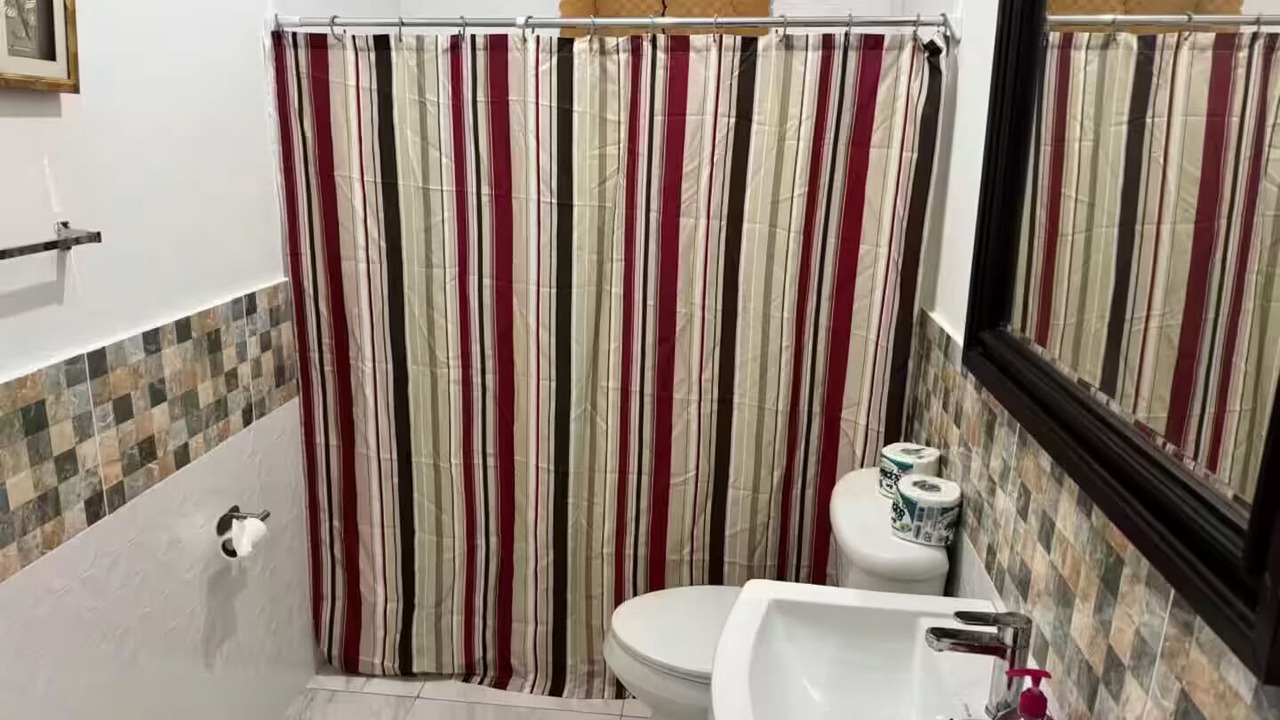 Photo of Bathroom in Stewart Town