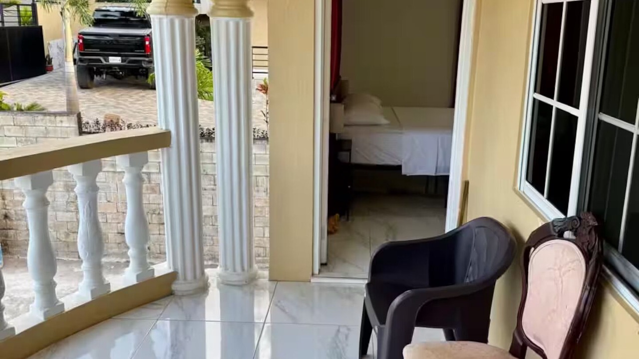 Photo of Patio Balcony in Stewart Town