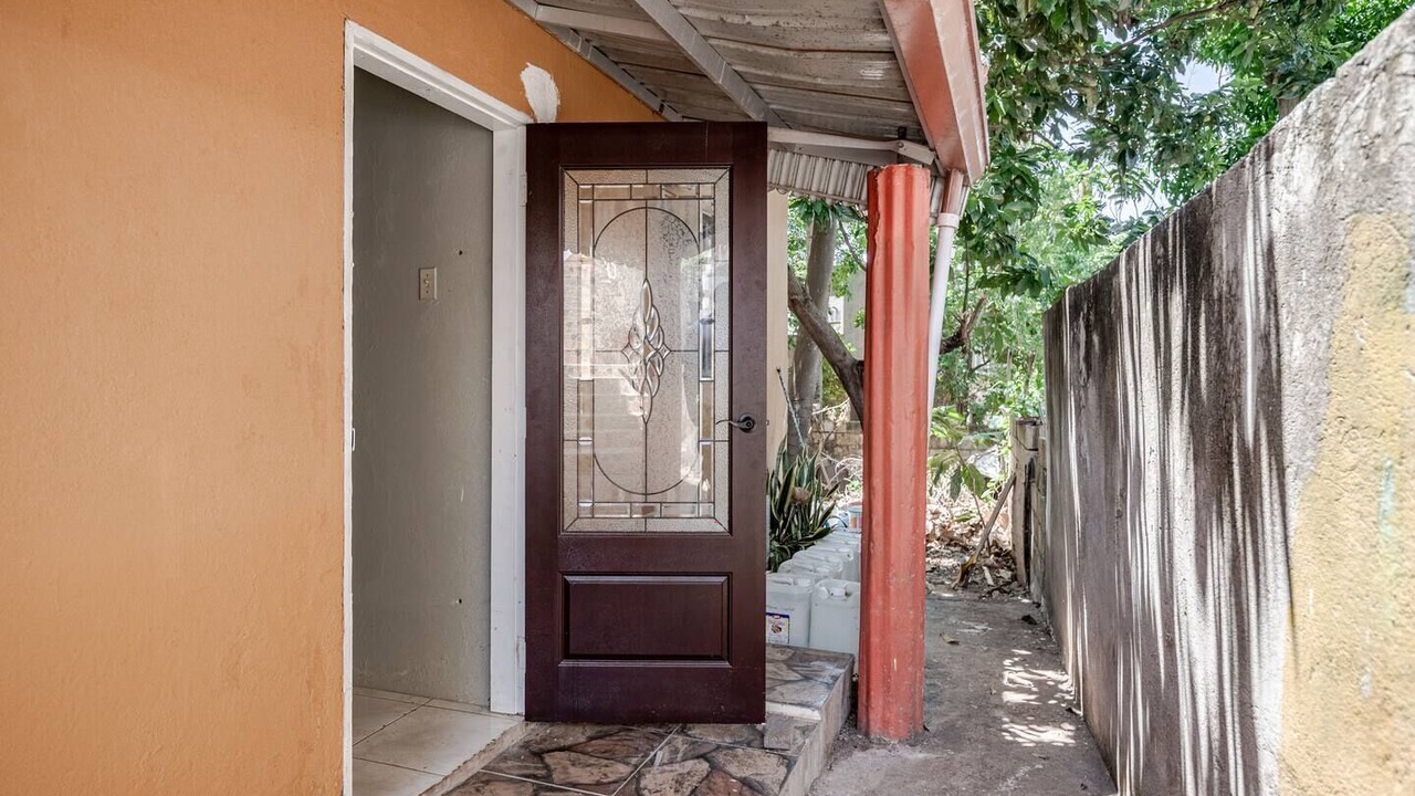 Photo of Outdoor in Spanish Town