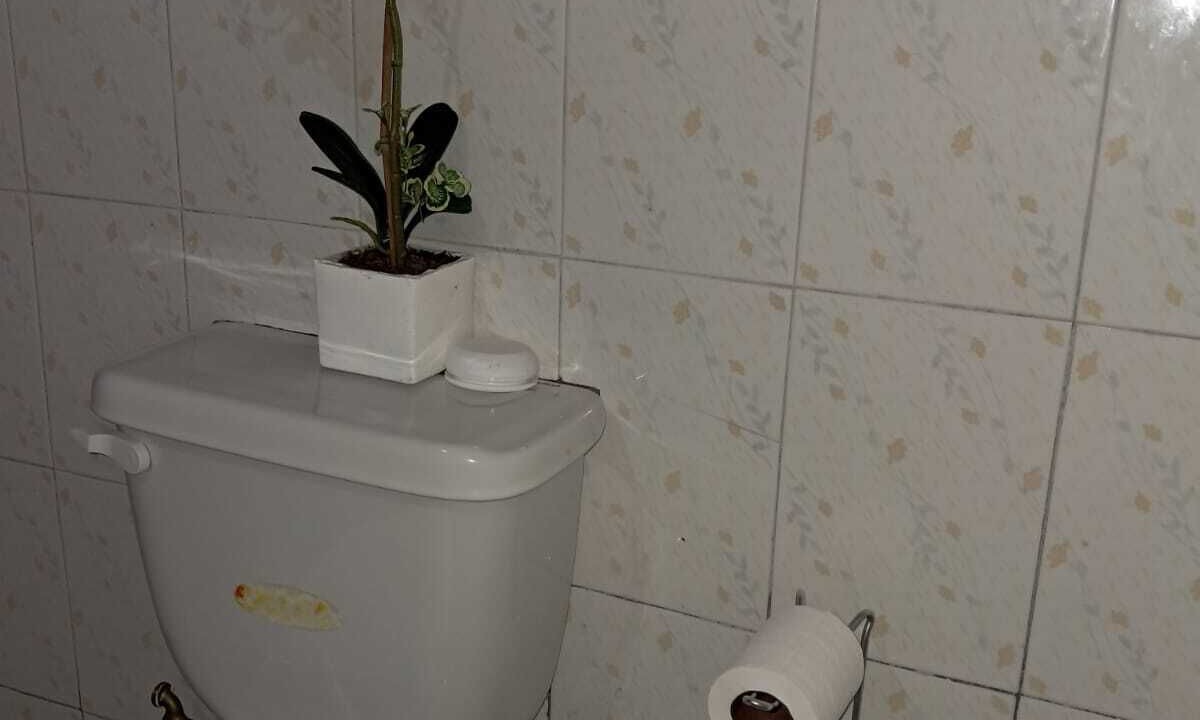 Photo of Bathroom in Spanish Town