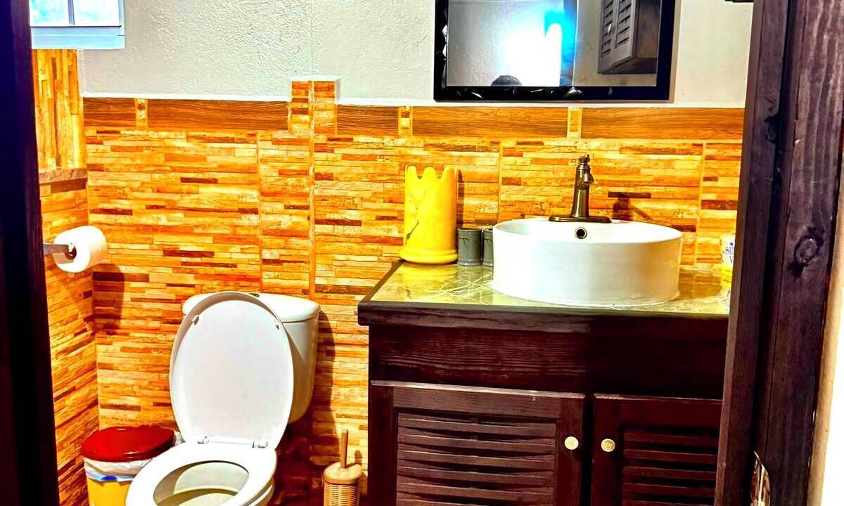 Photo of Bathroom in The Lime